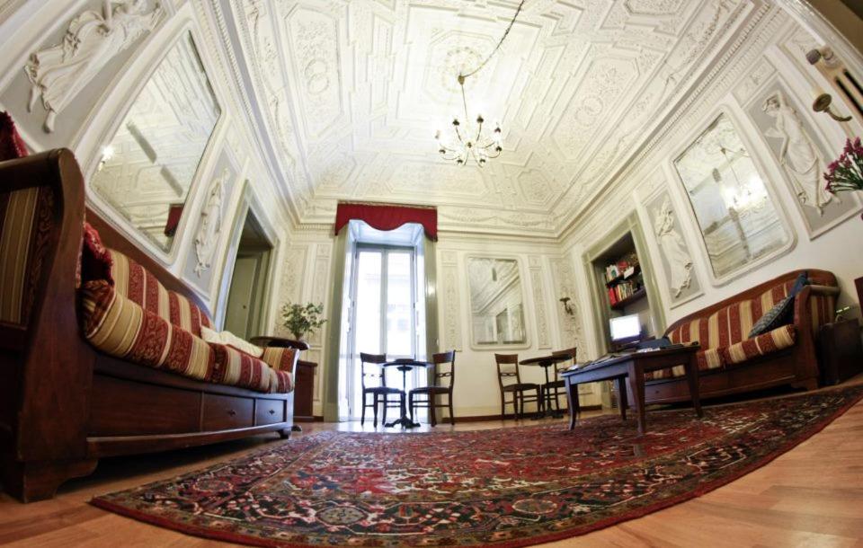Miseria e Nobilta' Bed and Breakfast