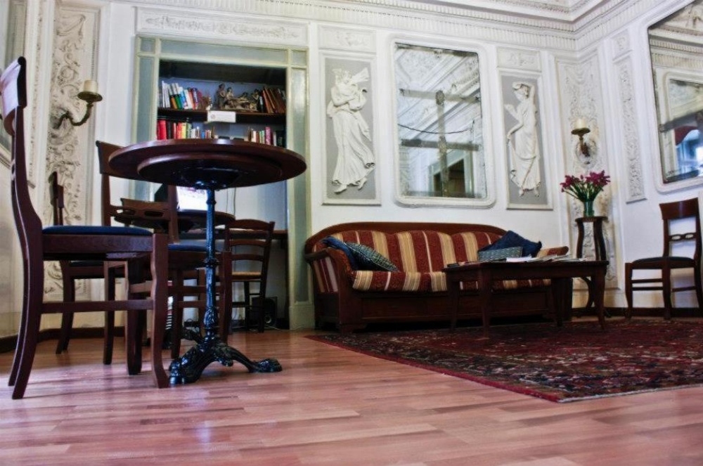 Miseria e Nobilta' Bed and Breakfast